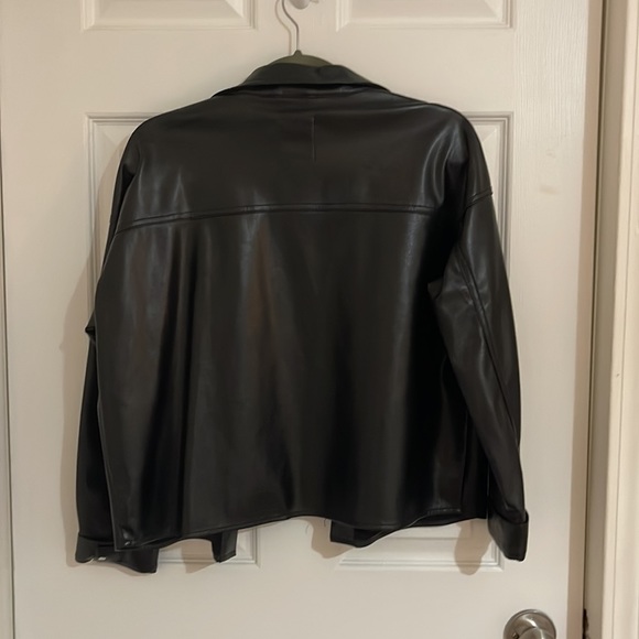 Zara Cropped Leather Jacket - Picture 5 of 5